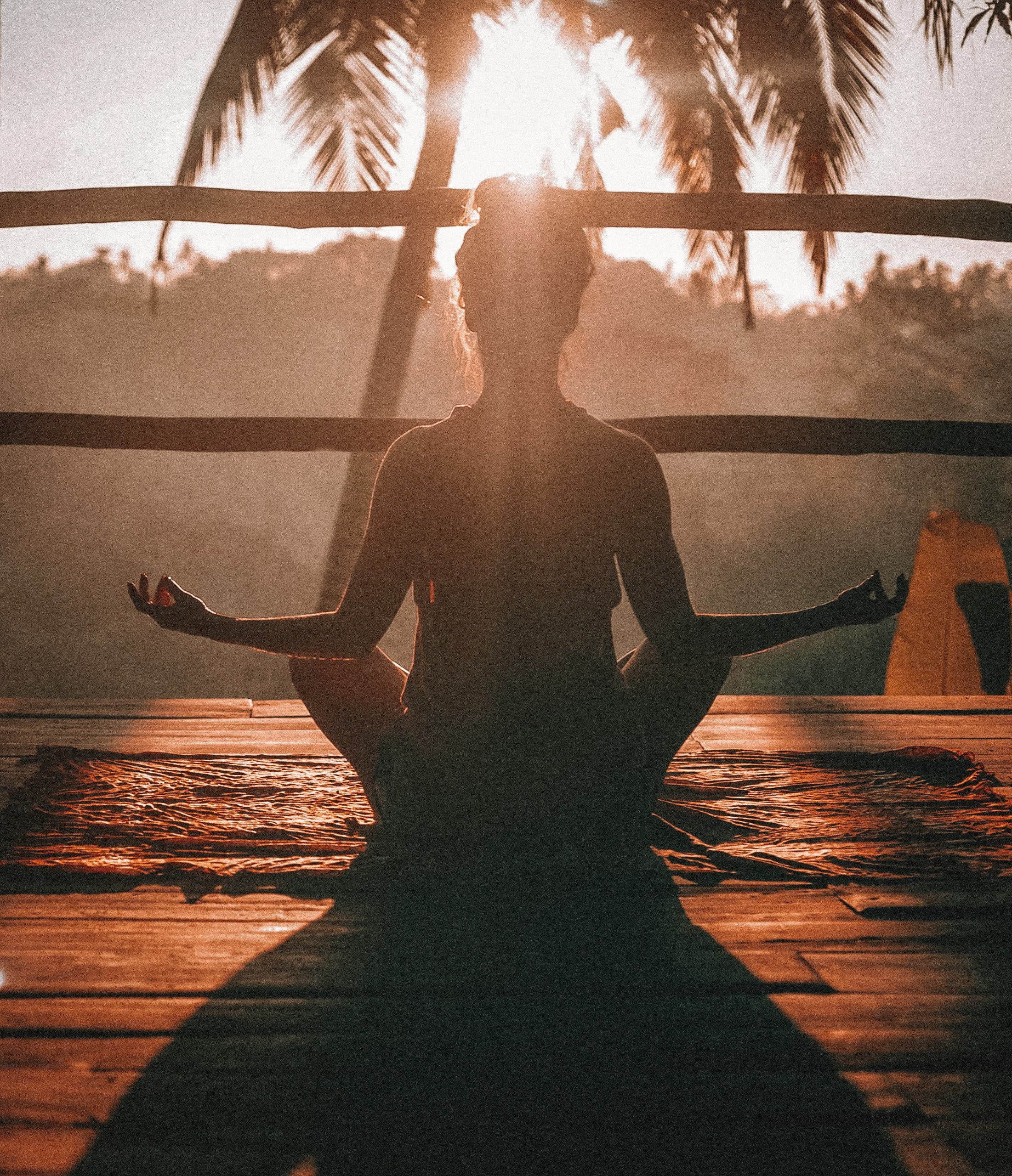 Professeur de yoga indépendant : combien peut-on vraiment gagner en France en 2026 ?